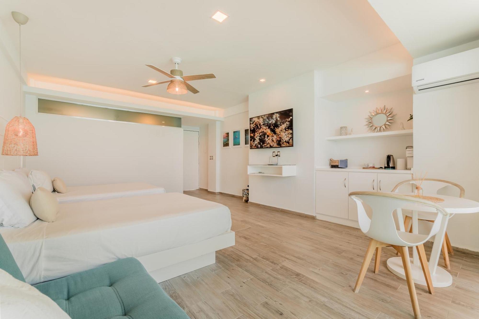 The Ocean Vibes Suites By Casa Paraiso Cancún Exterior foto