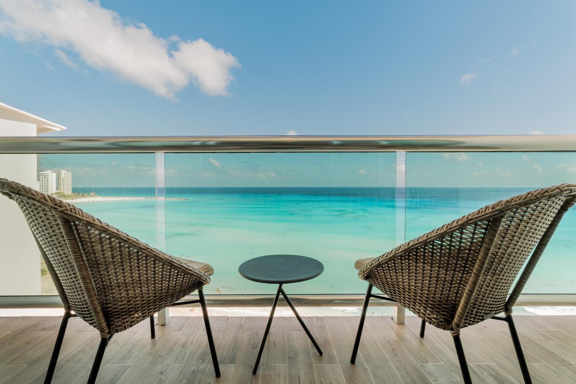 The Ocean Vibes Suites By Casa Paraiso Cancún Exterior foto