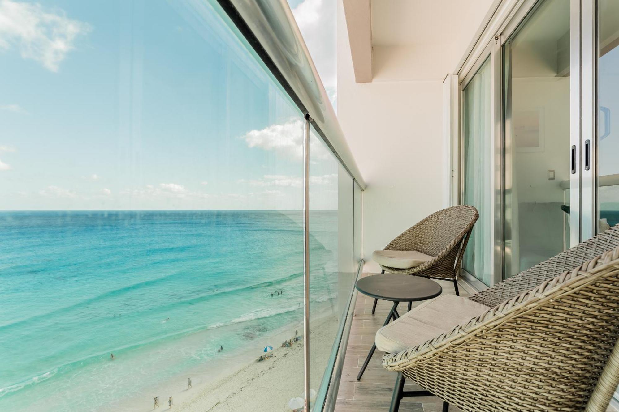 The Ocean Vibes Suites By Casa Paraiso Cancún Exterior foto