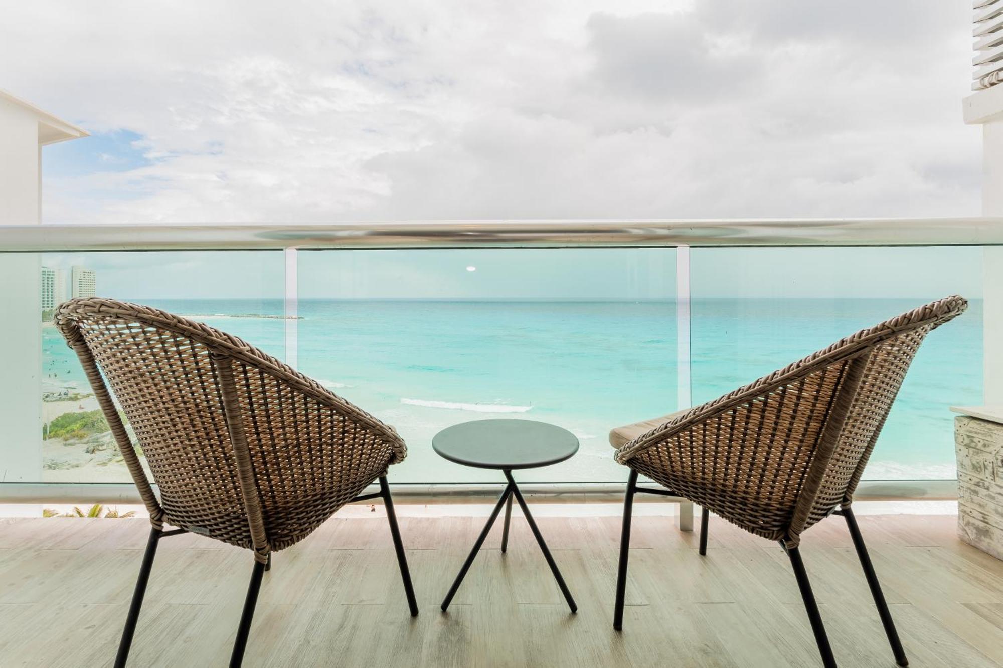 The Ocean Vibes Suites By Casa Paraiso Cancún Exterior foto