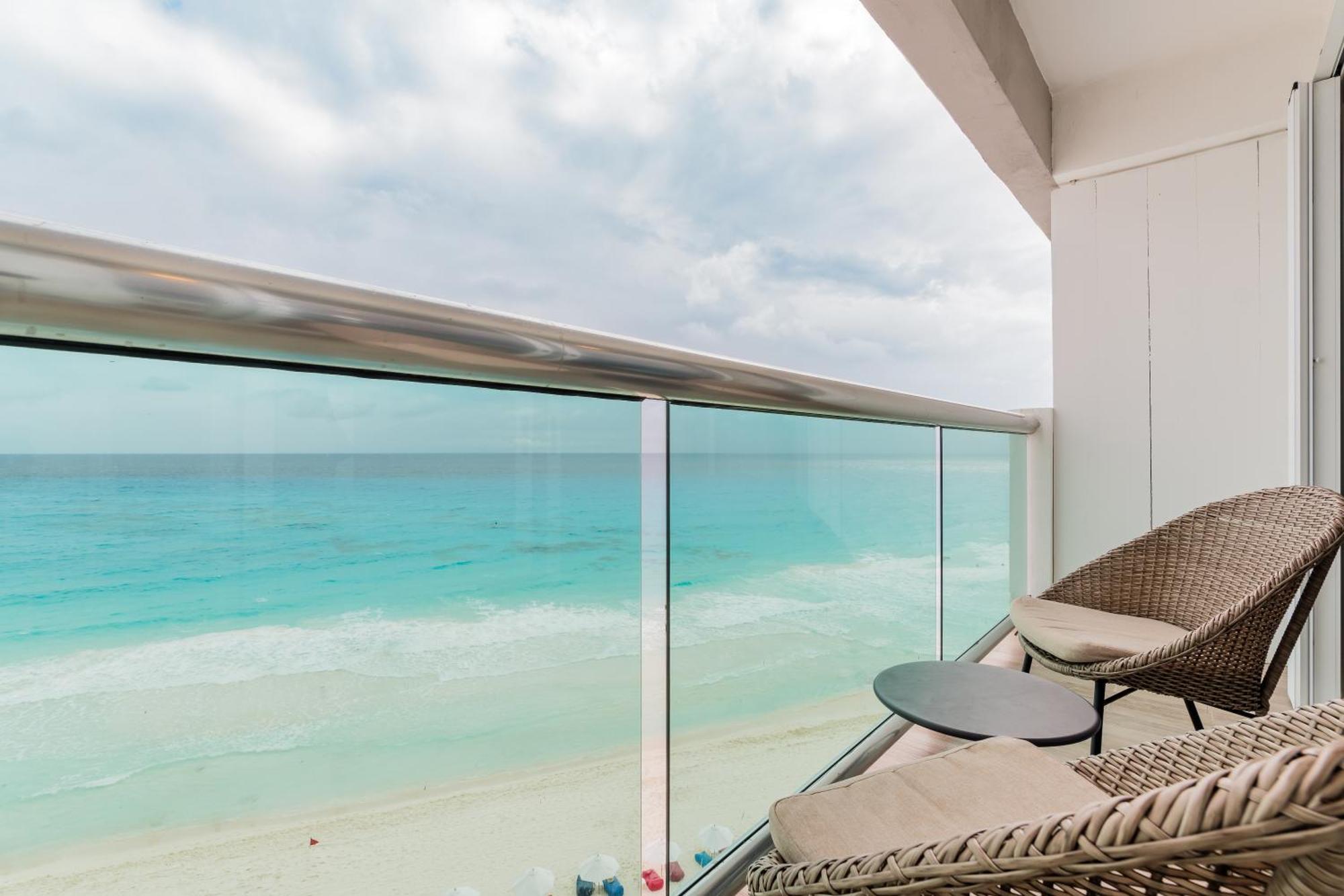 The Ocean Vibes Suites By Casa Paraiso Cancún Exterior foto